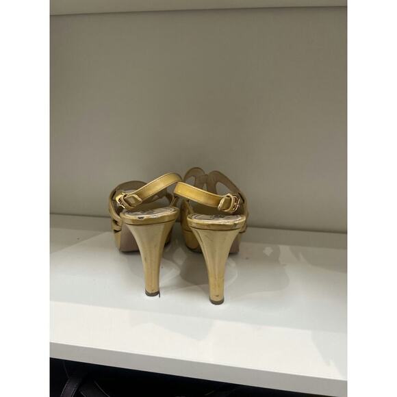 Prada Patent Leather Slingback Heels - Size 38 - Picture 5 of 5